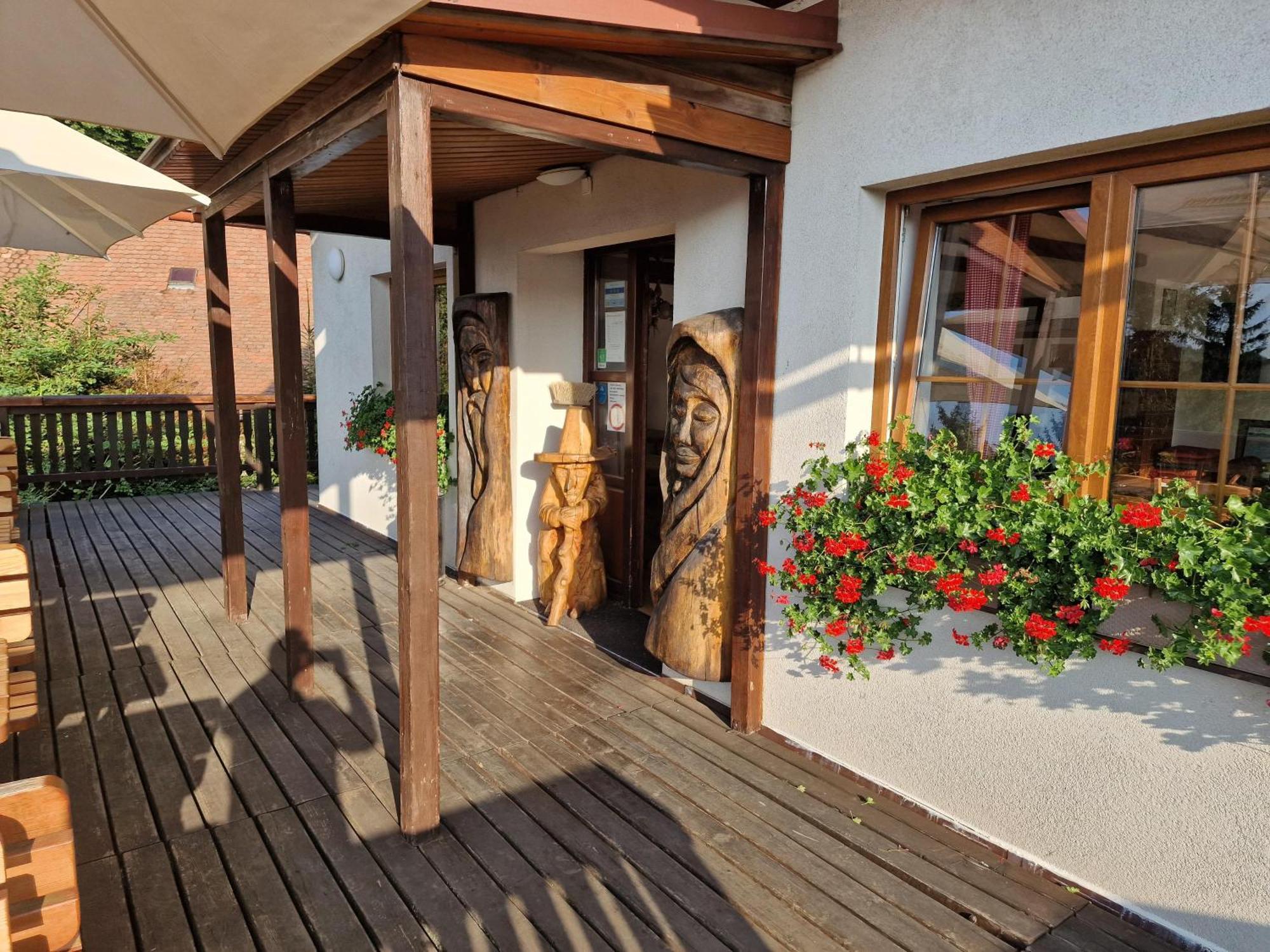 Wellness Hotel Chata Jana Lopeník Zewnętrze zdjęcie